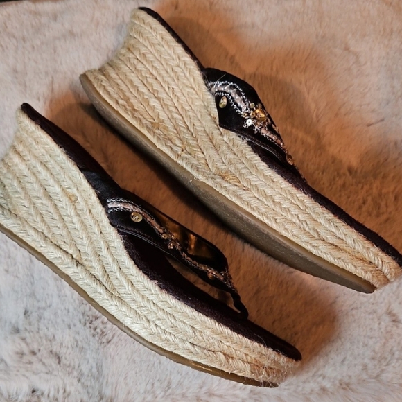 Sandals - Picture 3 of 6